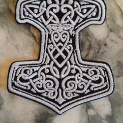 Patch thermocollant marteau de Thor ( livraison gratuite par lettre )