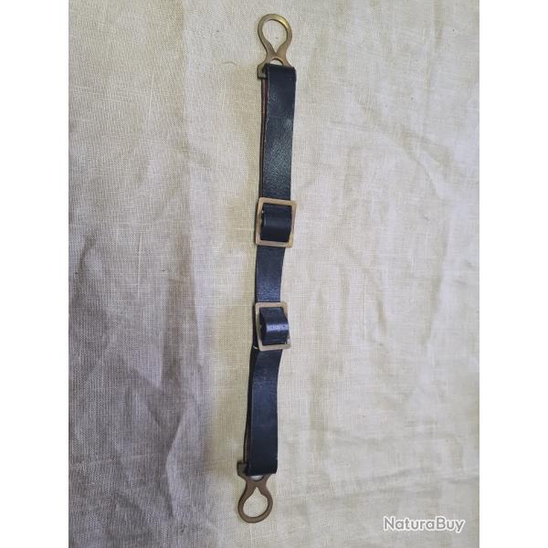 Jugulaire laiton pour casque � pointe WW1 (1)