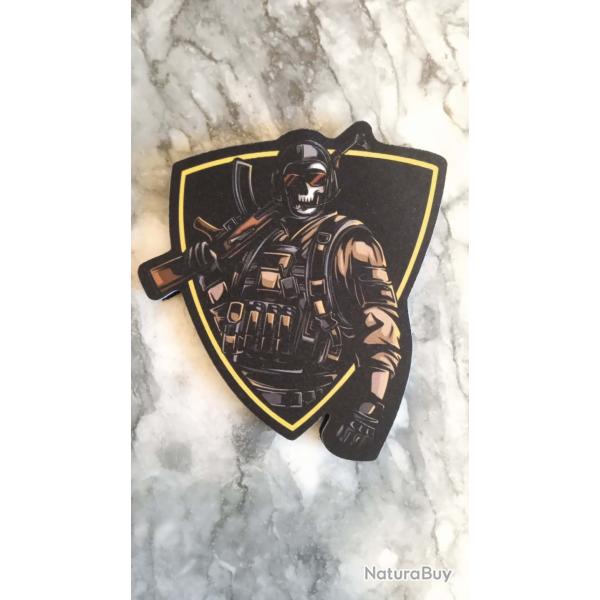 Patch tactique (syst�me velcro ) soldat ak ( livraison gratuite par lettre )