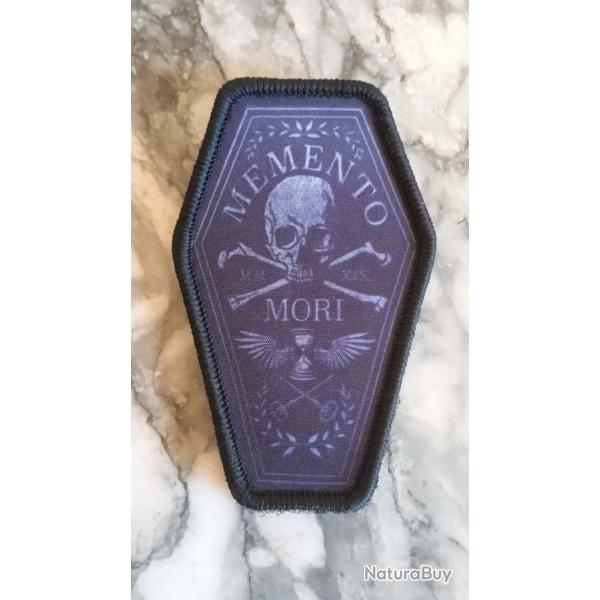 Patch tactique (syst�me velcro ) memento mori ( livraison gratuite par lettre )