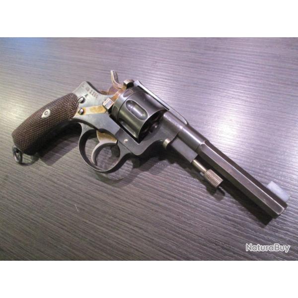 Revolver Su�dois Husqvarna M/1887, cat D!!! vente libre!!! � 1 euro sans prix de r�serve!!!