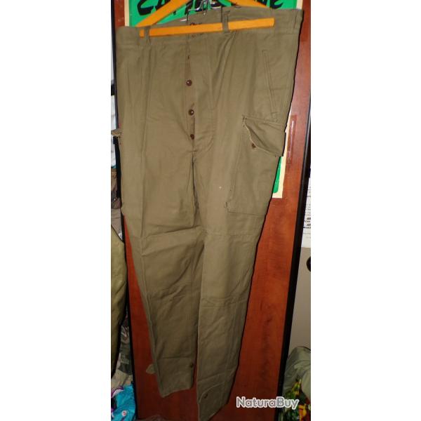 PANTALON MODELE 47 DE L'ARMEE FRANCAISE AVEC TAMPON , GUERRE INDOCHINE, TAILLE 49 MILITAIRE SOIT 52