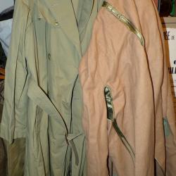 IMPERMEABLE REGLEMENTAIRE POUR OFFICIER  DE L'ARMEE FRANCAISE DE 1964 AVEC CEINTURE ET SA DOUBLURE A