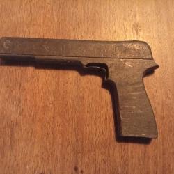 Remise en vente de mon gabarit pour confection des &eacute;tuis de colt 45 et autres