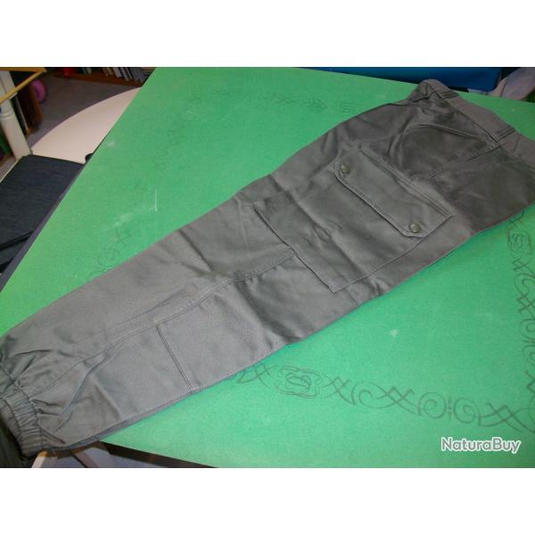 PANTALONS DE TREILLIS