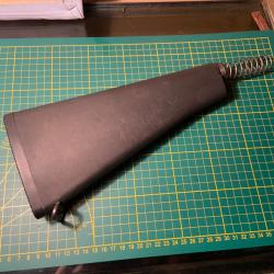 Jolie crosse M16-A2 et variante avec ressort