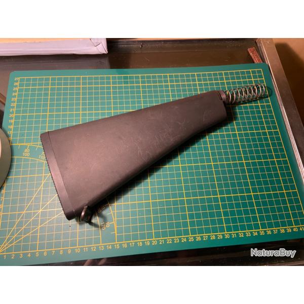 Jolie crosse M16-A2 et variante avec ressort