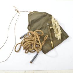 Kit de nettoyage VZ24 Mauser Tch&egrave;que Pays de l'Est. Trousse cordelette brosse et m&egrave;ches de nettoyage