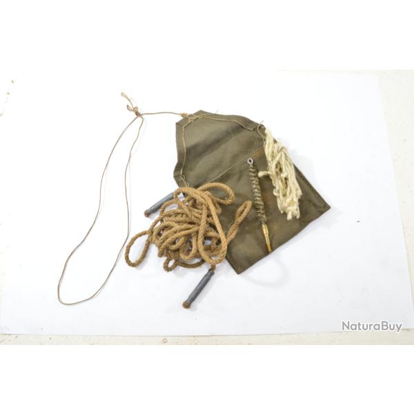 Kit de nettoyage VZ24 Mauser Tch�que Pays de l'Est. Trousse cordelette brosse et m�ches de nettoyage