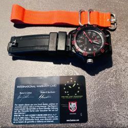 Montre luminox s&eacute;rie 8800 navy seal