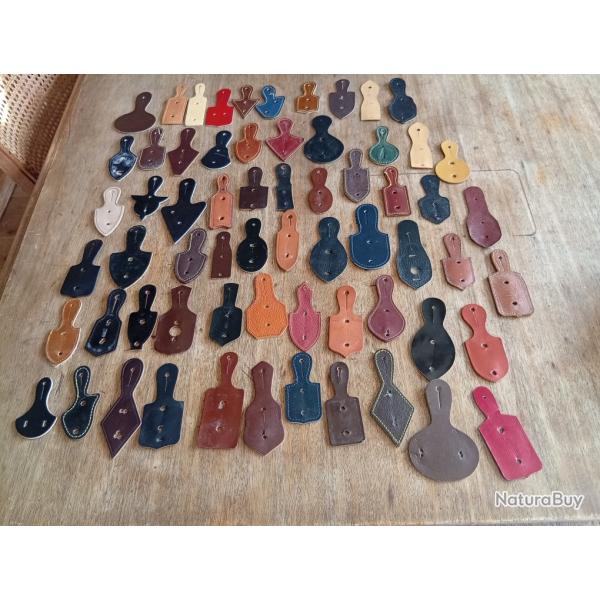 Lot de 54 cuirs pour pucelles militaires Fr dont neufs