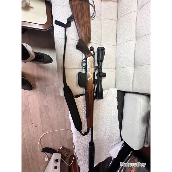 Carabine � culasse lin�aire Browning Maral 4 x