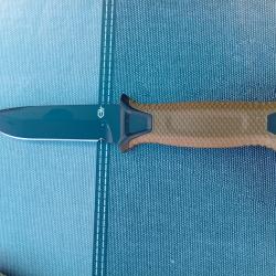 Couteau Gerber strongarm