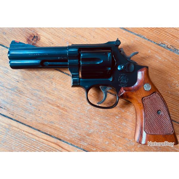 Revolver, Smith & Wesson 586 4 pouces
