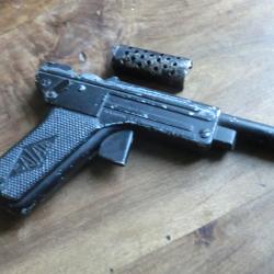 ancien pistolet a amorce  jouet tole  pour enfant / SAJAM