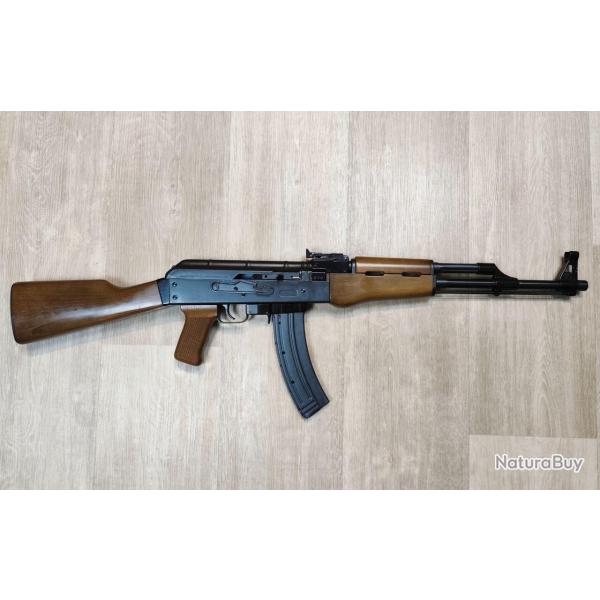 Carabine semi-automatique ARMI JAGER AP80 (type AK47/AKM) - Cal .22 LR (Occasion)