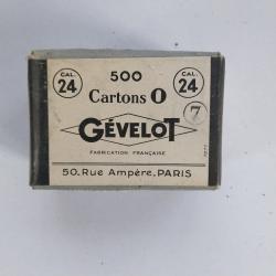 1 bo&icirc;te de bourres et 3 bo&icirc;tes de 500 rondelles num&eacute;rot&eacute;es calibre 24 neuves.