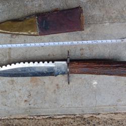 Couteau ancien droit