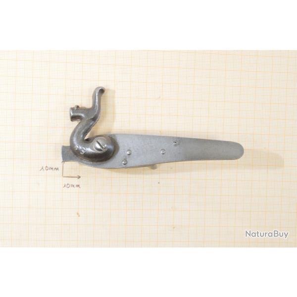Ancienne platine de fusil de chasse � chien. Compl�te avec ressort. Restauration arme ancienne (B)