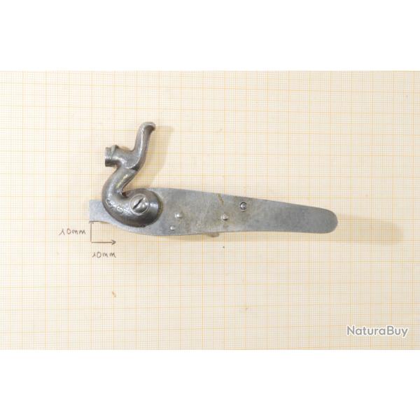 Ancienne platine de fusil de chasse � chien. Compl�te avec ressort. Restauration arme ancienne (D)