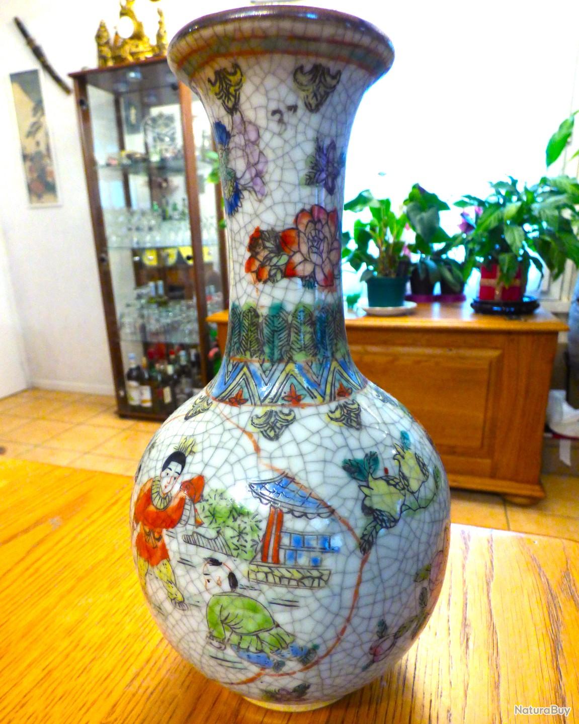 SUPERBE VASE EN FA ENCE CRAQUELEE CHINOISE AVEC MOTIFS D ENFANTS superbe-vase-en-fa-ence-craquelee-chinoise-avec-motifs-d-enfants