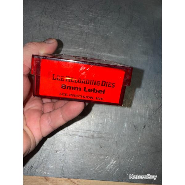 JEU D'OUTILS DE RECHARGEMENT LEE  CALIBRE  8mm LEBEL COMPLET AVEC SON SHELL HOLDER