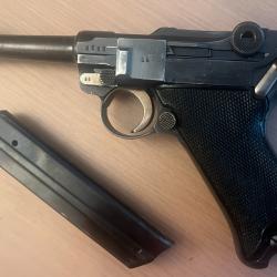 Mauser P08 ann&eacute;e 40 avec &eacute;tui et 3 chargeurs vides