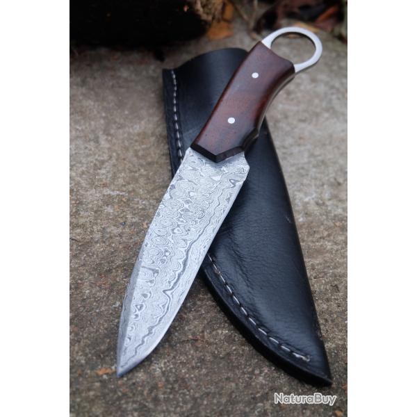 Couteau Karambit Lame Acier Damas 256 Couches Manche Bois de Rose Etui Simili Cuir Fabr Artisanale