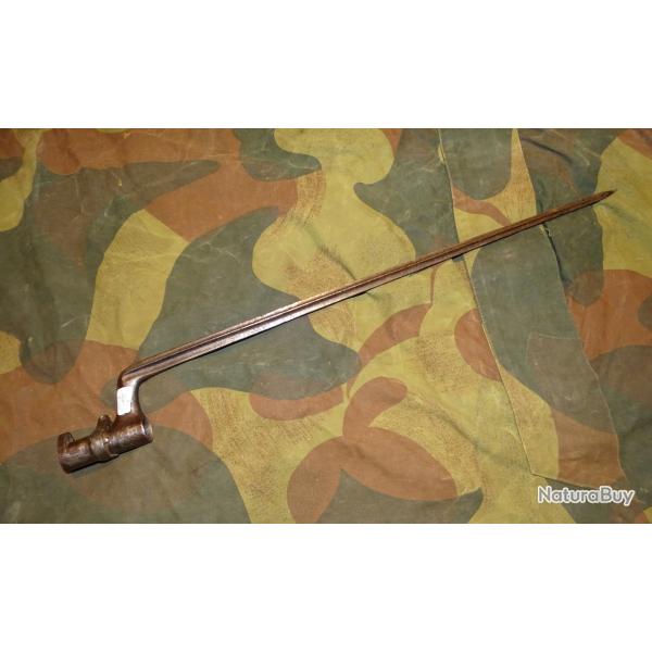 baionnette Suisse  Vetterli a douille.