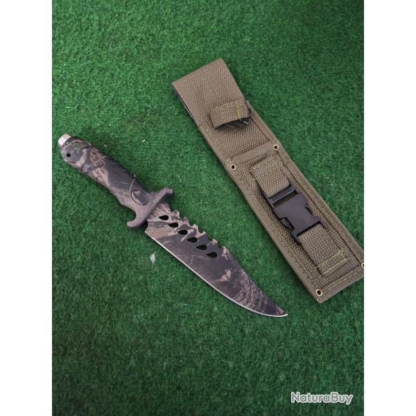 Couteau a lame fixe avec manche anti d�rapant