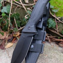 Couteau Tactical Survie Chasse WithArmour Lame Acier Inox Noir Manche Plastique &Eacute;tui Plastique