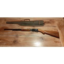 CARABINE BROWNING &agrave; pompe  mod&egrave;le trombone cal 22L avec etui de transport d'origine