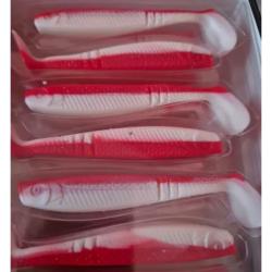 Leurre souple blanc est rouge lot