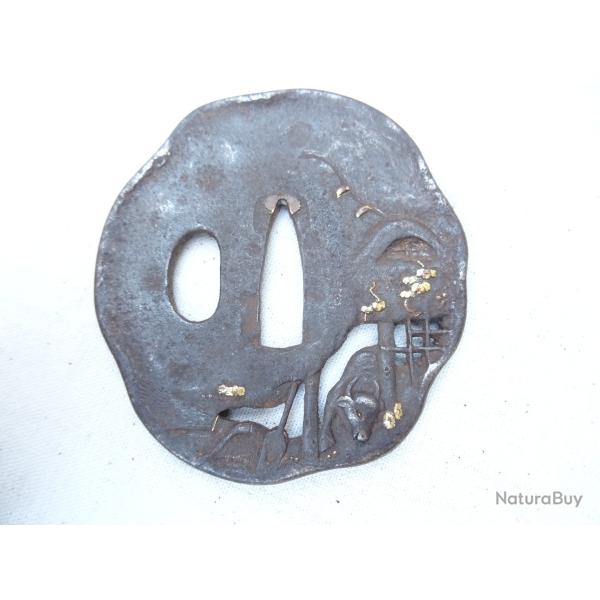 204- lot tsuba en fer pour katana ou wakisashi, sabre  japonais