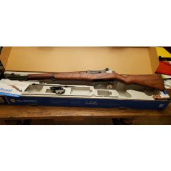airsoft garand M1 m&eacute;tal et bois tr&egrave;s belle r&eacute;plique,neuve.