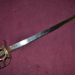 sabre d'abordage de marine &agrave; identifier sous-off pirate flibustier 19 &egrave;me