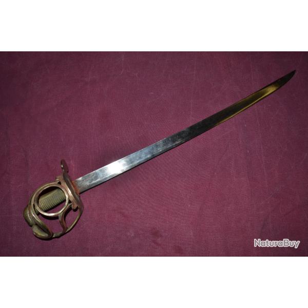 sabre d'abordage de marine � identifier sous-off pirate flibustier 19 �me