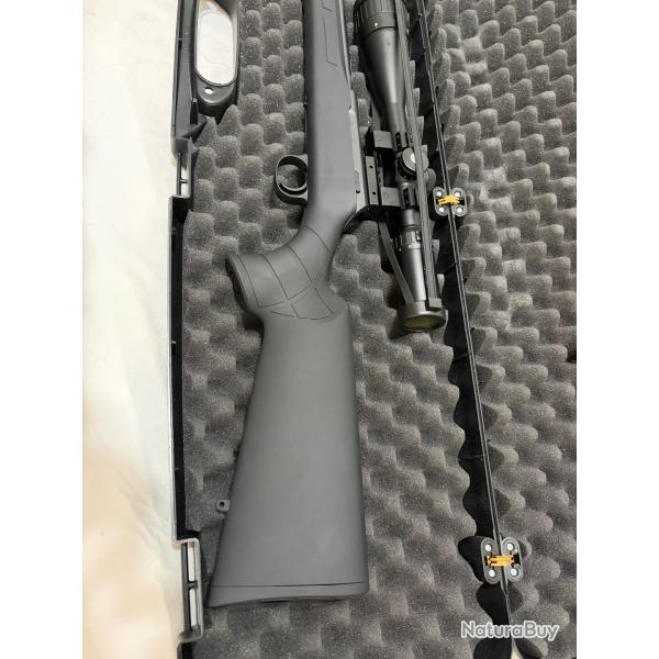 CZ 457 Varmint .22 LR - Synth�tique noire + Optique & accessoires