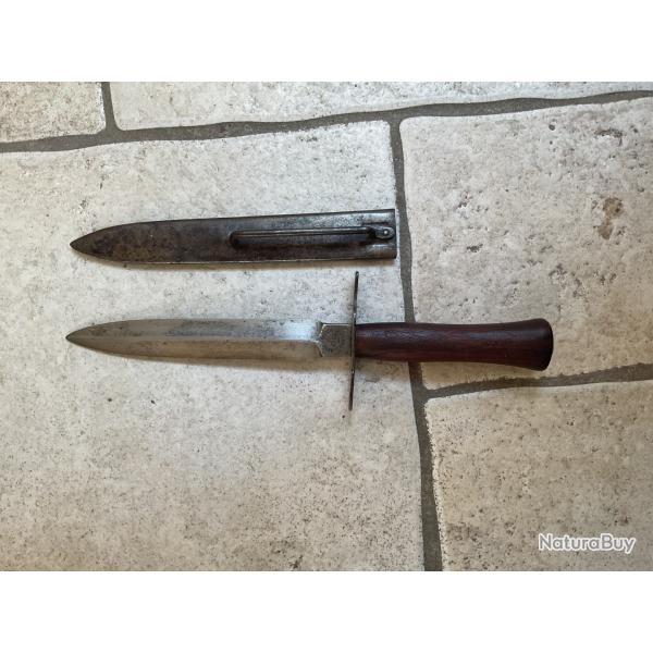 Poignard de tranch�e, mod�le Le Vengeur Thiers