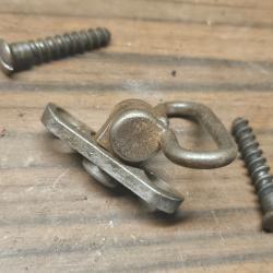 Battant de bretelle pour crosse de mousqueton Berthier 92 avec ses vis