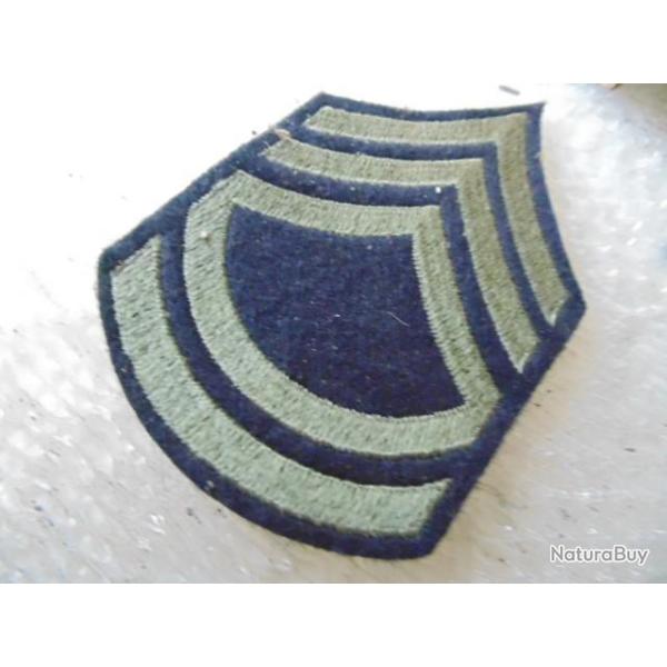 paire patch staff sergent ww2 US army sortis boite deuxi�me guerre am�ricain grade GI d�barquement