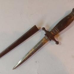 Petite dague francaise de marine.