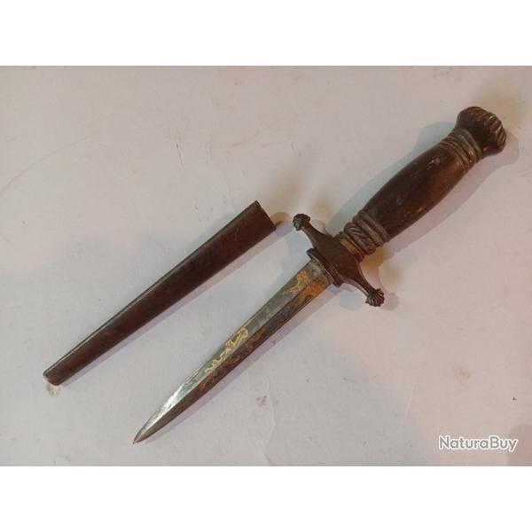 Petite dague francaise de marine.