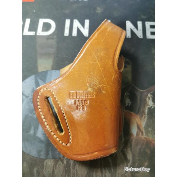 Holster droitier cuir gil holsters M16 r1