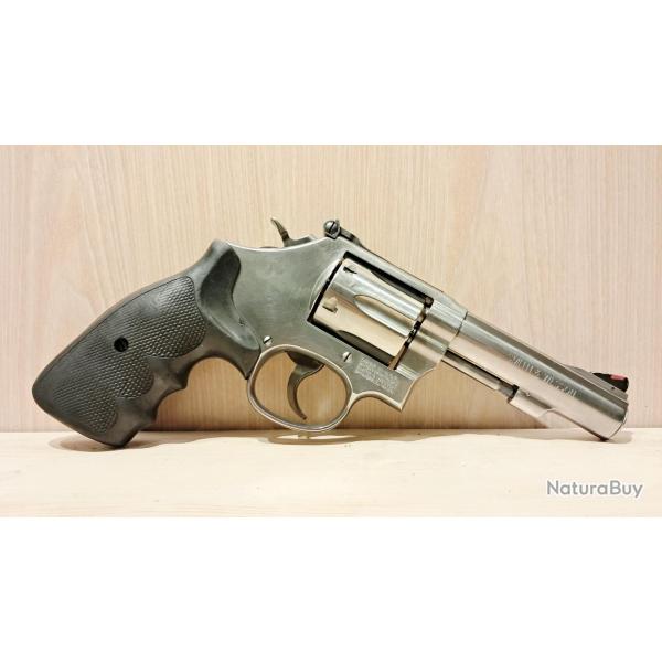 SMITH & WESSON 67 38SPECIAL
