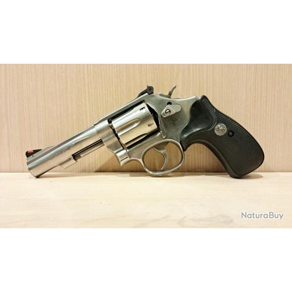 SMITH & WESSON 67 38SPECIAL
