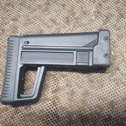 crosse DLG TACTICAL mod&egrave;le ACR en polym&egrave;re haute r&eacute;sistance avec interface de fixation picatinny