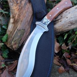 Couteau Kukri Gurkha N&eacute;pal KUKKRI Bushcraft Machette Lame Acier 3Cr13 Etui Nylon Garde M&eacute;tal Tigre