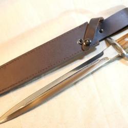 Bon Couteau dague de chasse  de grande dimension chasse ou autre - EBR24FAD002