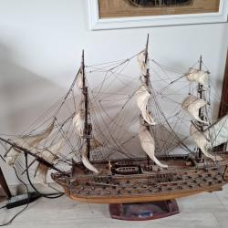 Bateaux amiraux r&eacute;duit Victory Sovereign